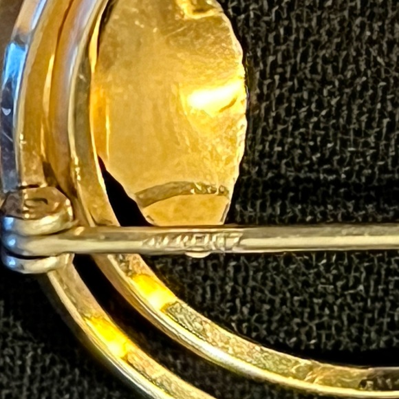 Vintage Krementz Brooch - Picture 9 of 11